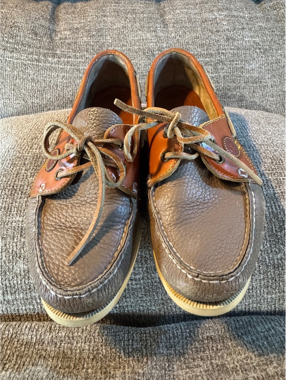 Dooney & Bourke Vintage All Weather Leather Boat Shoes Deck Gray Brown 8.5 M